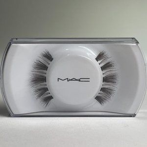 MAC False Lashes #43